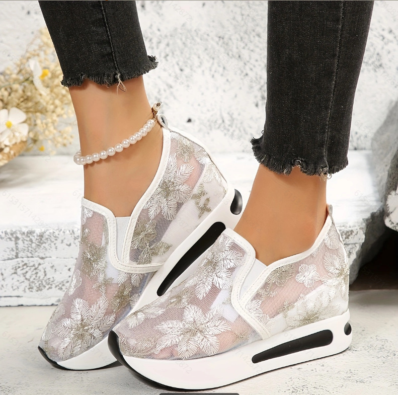 Running Gear Woman - Koronkowe baleriny na platformie damskie buty