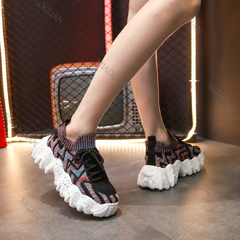 Damskie masywne sneakersy, odd – Running Gear Woman recenzja i cena